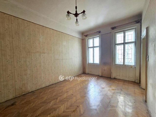 Eladó téglalakás, Budapesten, VIII. kerületben 42.6 M Ft