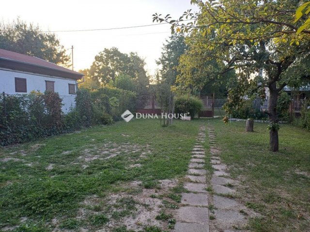 Eladó nyaraló, Ráckevén 17 M Ft, 1 szobás