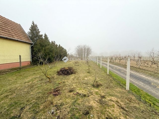 Eladó családi ház, Albertirsán 18 M Ft, 1 szobás