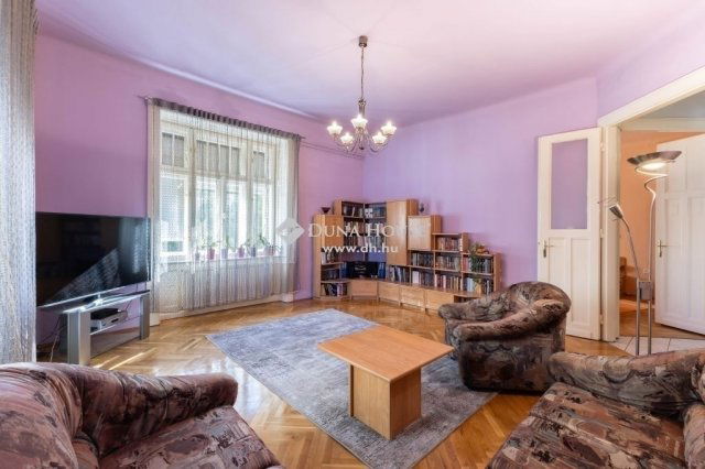 Eladó téglalakás, Budapesten, VIII. kerületben 90 M Ft, 3 szobás