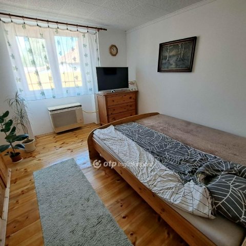 Eladó családi ház, Rakamazon 20.9 M Ft, 2+1 szobás