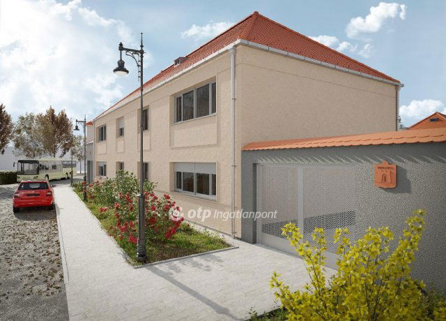 Eladó téglalakás, Siklóson 48.9 M Ft, 2+1 szobás