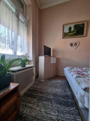 Eladó téglalakás, Pápán 29.9 M Ft, 2+1 szobás