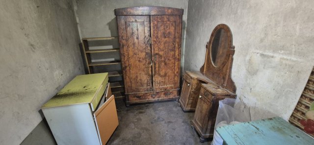 Eladó családi ház, Egyeken 3 M Ft, 2 szobás
