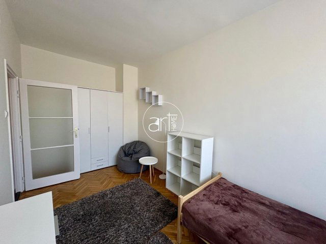 Kiadó téglalakás, albérlet, Szegeden, Alsó kikötő soron