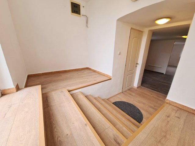 Eladó téglalakás, XIX. kerületben, Jáhn Ferenc utcában