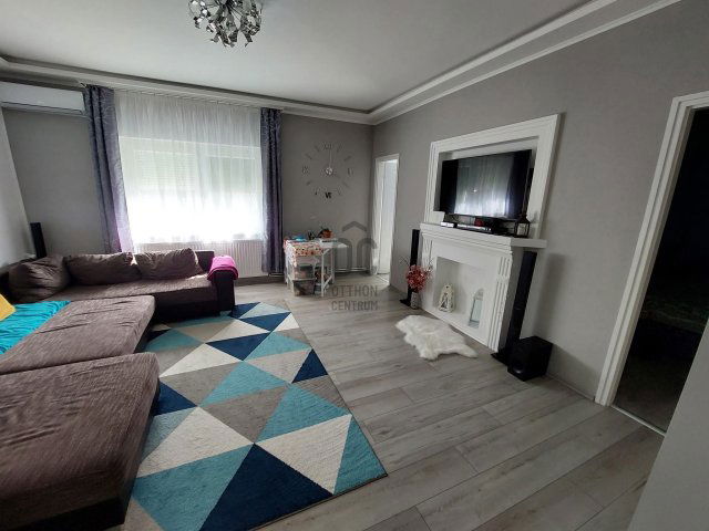 Eladó családi ház, Kecskeméten 73.9 M Ft, 5 szobás