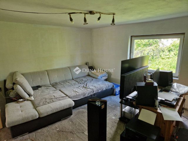 Eladó családi ház, Monoron 38 M Ft, 3 szobás