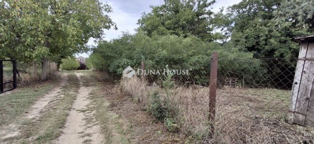 Eladó telek, Taksonyon 59 M Ft / költözzbe.hu