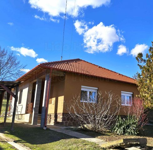 Eladó családi ház, Kapolyon 44.5 M Ft, 3 szobás