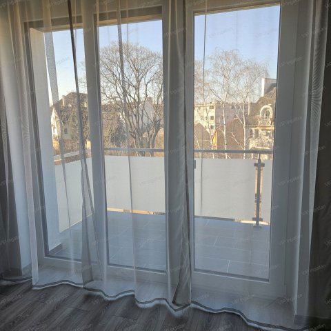 Kiadó téglalakás, albérlet, Győrött 195 E Ft / hó, 2 szobás