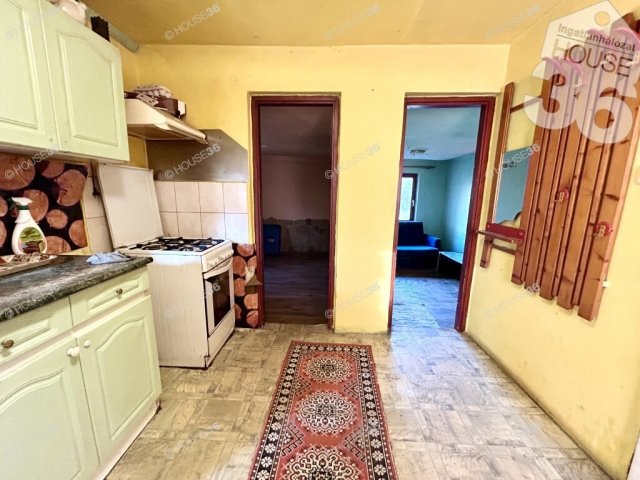 Eladó családi ház, Kecskeméten 15.5 M Ft, 2 szobás