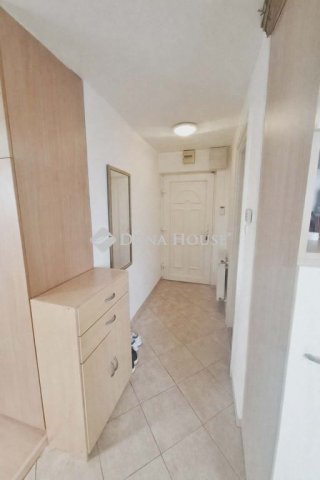 Eladó téglalakás, Kistarcsán 42.5 M Ft, 1 szobás