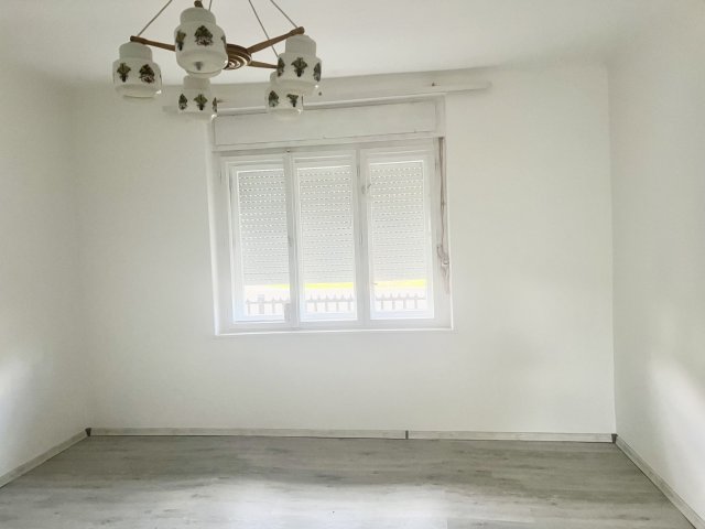 Eladó családi ház, Litkén 12.9 M Ft, 2+2 szobás