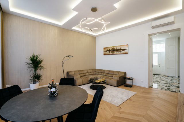 Eladó téglalakás, Budapesten, V. kerületben 320 M Ft, 4 szobás