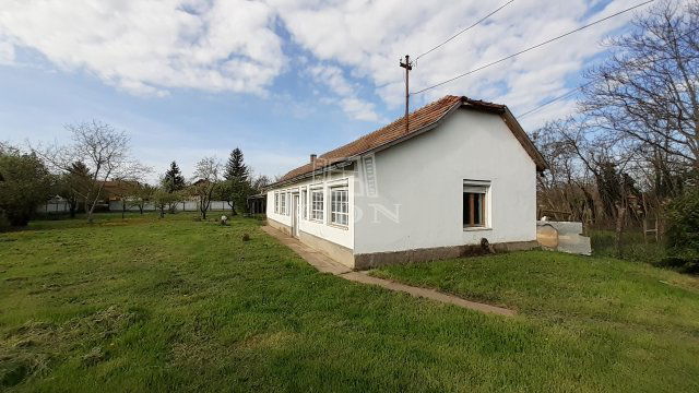 Eladó családi ház, Hajdúszoboszlón 42.9 M Ft, 5+2 szobás