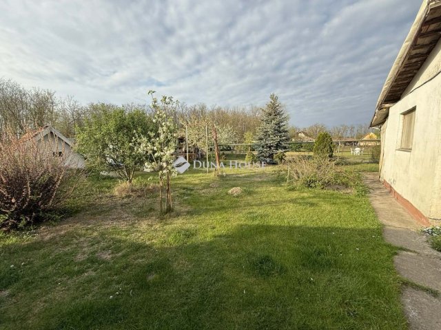 Eladó mezogazdasagi ingatlan, Kecskeméten 32 M Ft, 3 szobás