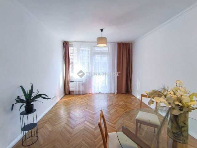 Eladó téglalakás, Budapesten, XIII. kerületben 71 M Ft, 2 szobás