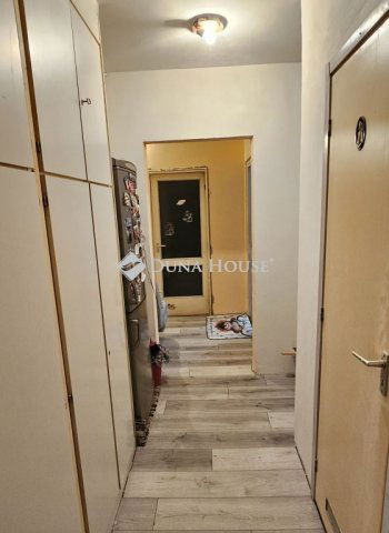 Eladó panellakás, Pécsett, Illyés Gyula úton 46.99 M Ft