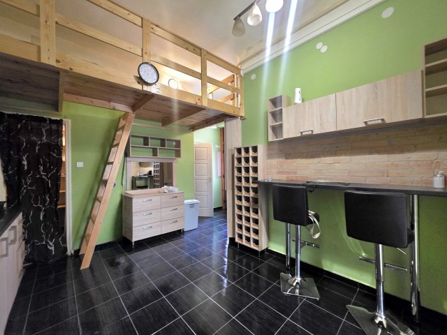 Eladó téglalakás, Budapesten, VIII. kerületben 49.9 M Ft