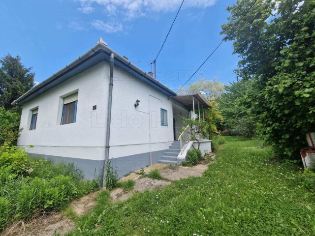 Eladó családi ház, Torvajon 26.4 M Ft, 3 szobás