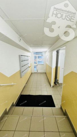 Eladó téglalakás, Kecskeméten 43.9 M Ft, 2 szobás