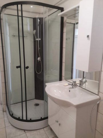 Kiadó családi ház, albérlet, Iváncsán 360 E Ft / hó, 2 szobás