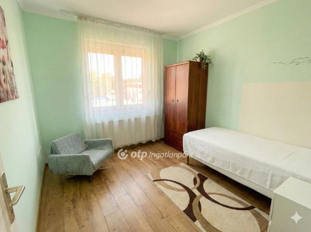 Kiadó téglalakás, albérlet, Nyíregyházán 600 E Ft / hó