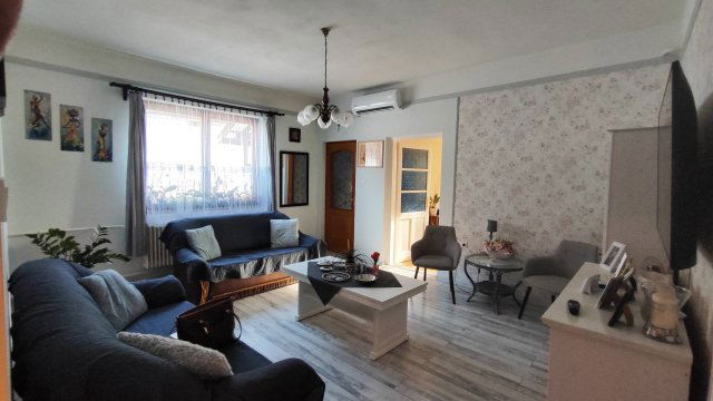 Eladó családi ház, Ópályin 27 M Ft, 3 szobás