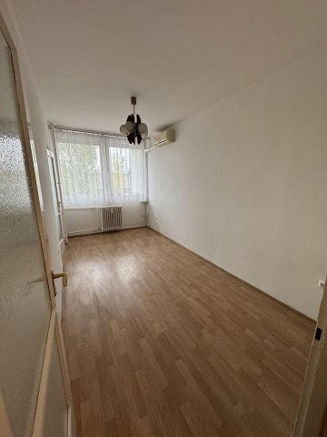 Eladó panellakás, Budapesten, XVI. kerületben 85 M Ft, 3 szobás