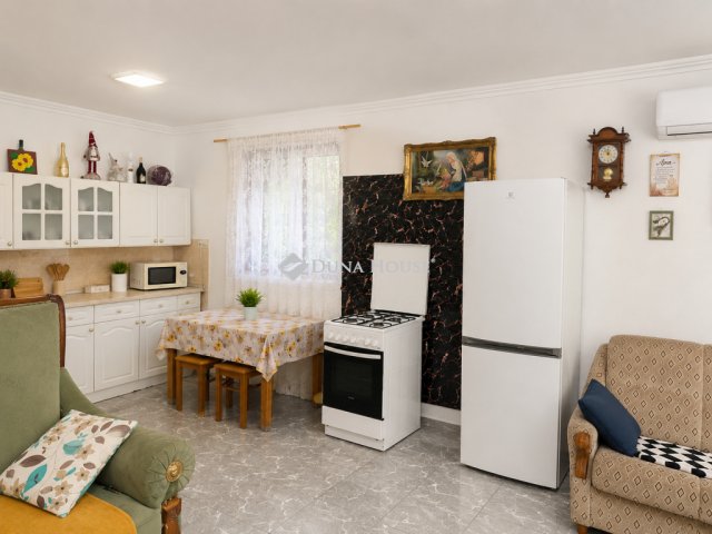 Eladó családi ház, Nagykőrösön 49.9 M Ft, 6 szobás