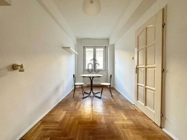 Eladó téglalakás, Budapesten, V. kerületben 139.9 M Ft, 4 szobás