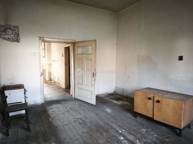 Eladó téglalakás, Váton 4.9 M Ft, 1 szobás