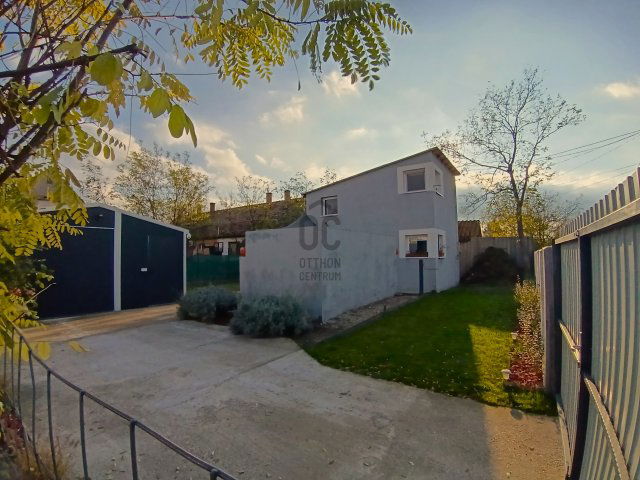 Eladó családi ház, Ráckevén 29.9 M Ft, 1 szobás