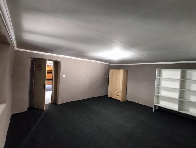 Eladó családi ház, Dombóváron 13 M Ft, 2 szobás