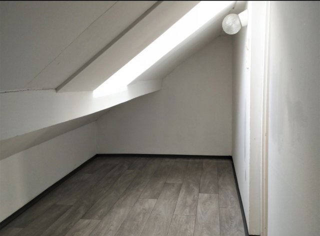 Eladó sorház, Szegeden 106 M Ft, 5 szobás / költözzbe.hu