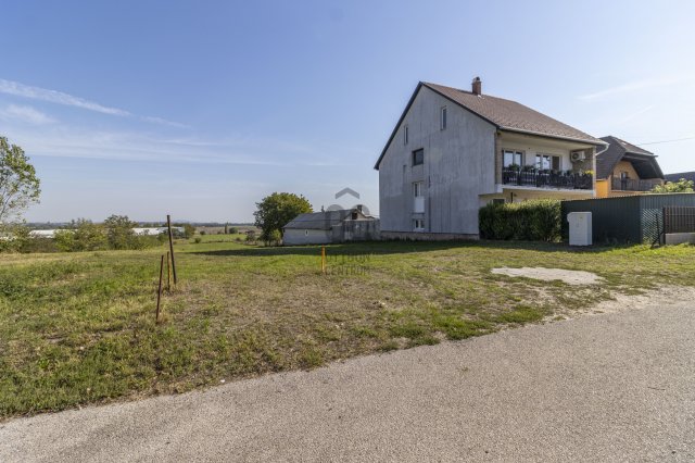 Eladó telek, Székesfehérvárott 49.5 M Ft / költözzbe.hu
