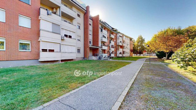 Eladó téglalakás, Nyíregyházán 61.9 M Ft, 2+1 szobás