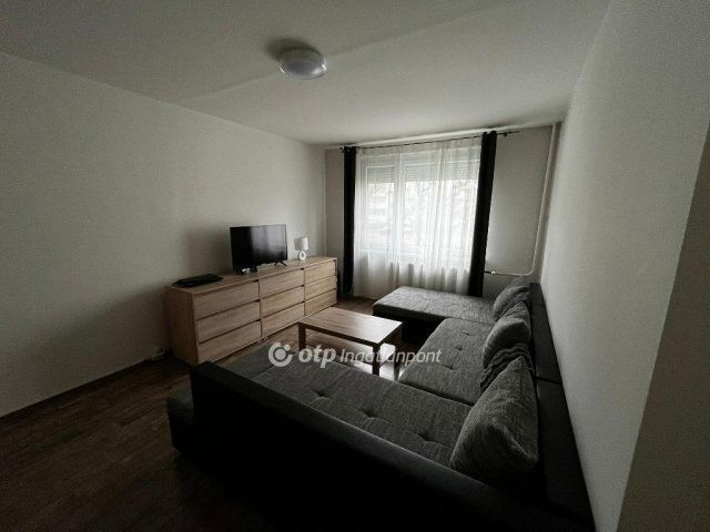 Eladó panellakás, Debrecenben 68.6 M Ft, 2+2 szobás