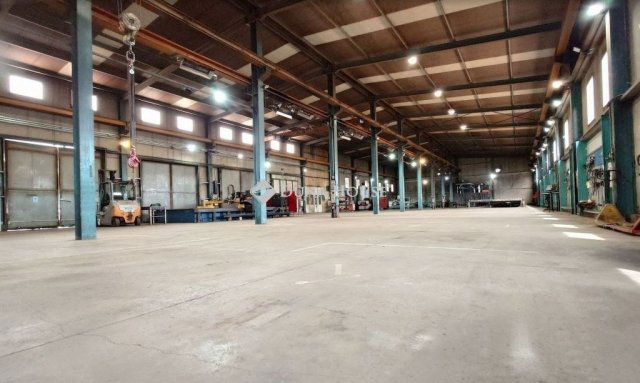 Eladó ipari ingatlan, Veresegyházon 897 M Ft