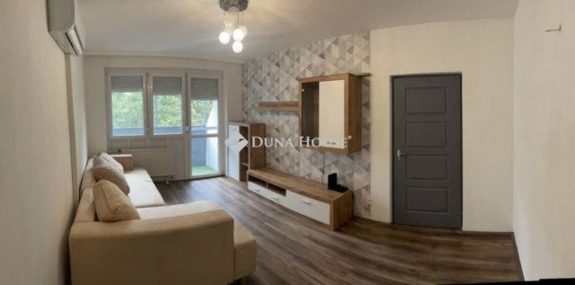 Eladó panellakás, Debrecenben 64 M Ft, 2 szobás