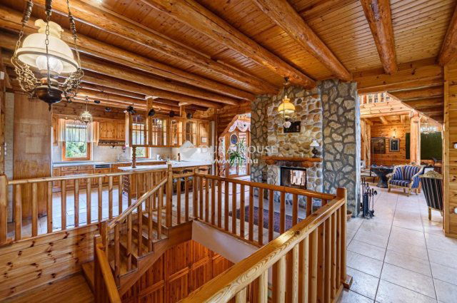 Eladó családi ház, Ceglédbercelen 469.2 M Ft, 11 szobás