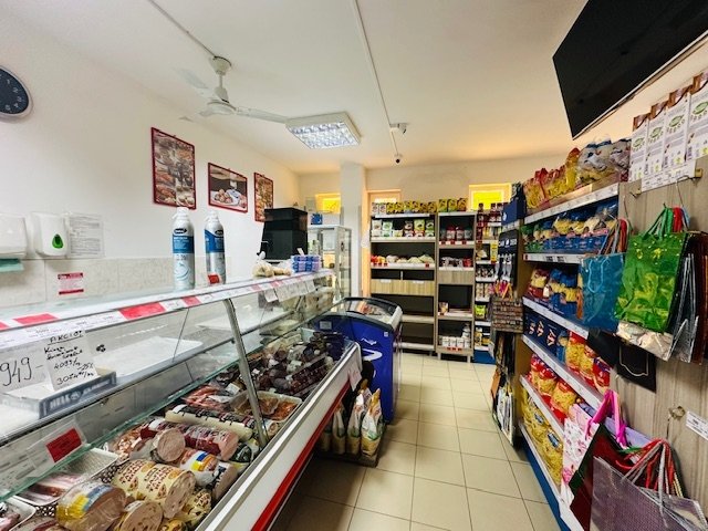 Eladó üzlethelyiség, Debrecenben 30 M Ft / költözzbe.hu