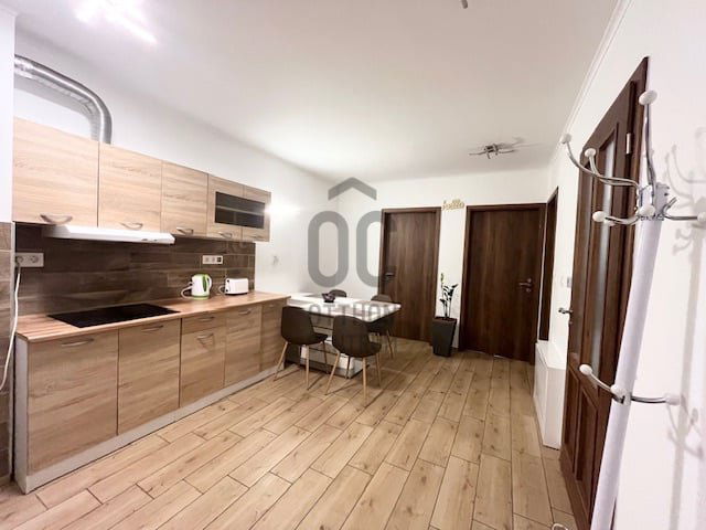 Eladó téglalakás, Budapesten, VIII. kerületben, József utcában