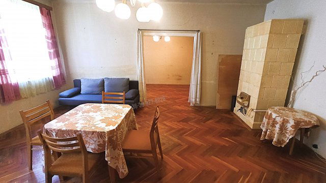 Eladó téglalakás, Győrött 48.8 M Ft, 2 szobás