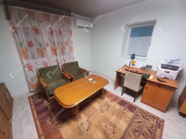 Eladó családi ház, Debrecenben 49 M Ft, 2 szobás