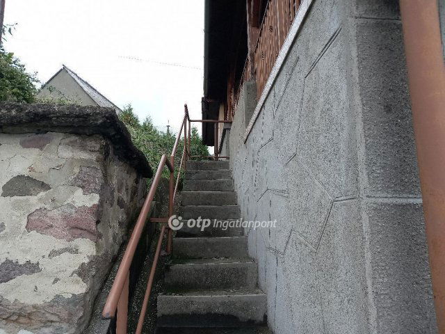 Eladó nyaraló, Gyöngyöstarjánon 12.5 M Ft, 1 szobás