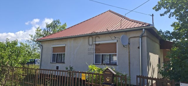 Eladó családi ház, Csarodán 17 M Ft, 3 szobás