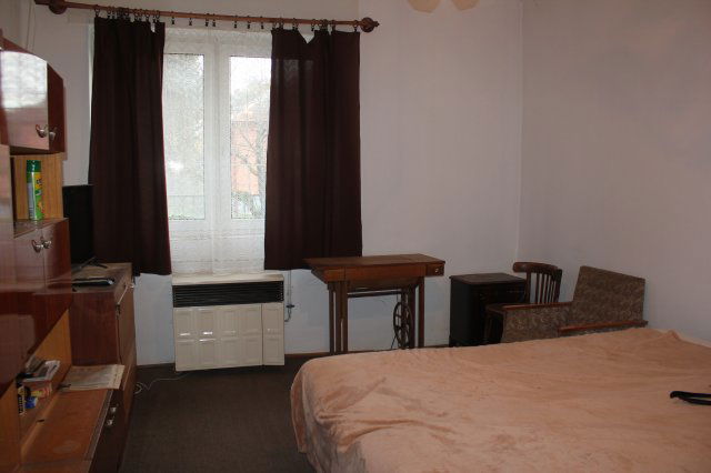 Eladó családi ház, Kónyon 39.9 M Ft, 2 szobás