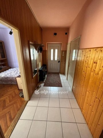 Eladó családi ház, Dunaszekcsőn 56 M Ft, 5 szobás